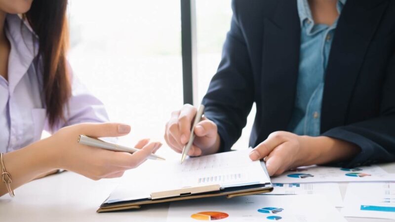 Hootsuite review 2026: Social media beheer voor MKB - De ultieme gids